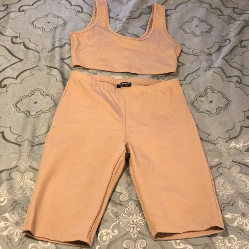 🔸 2 piece biker short set 🔸